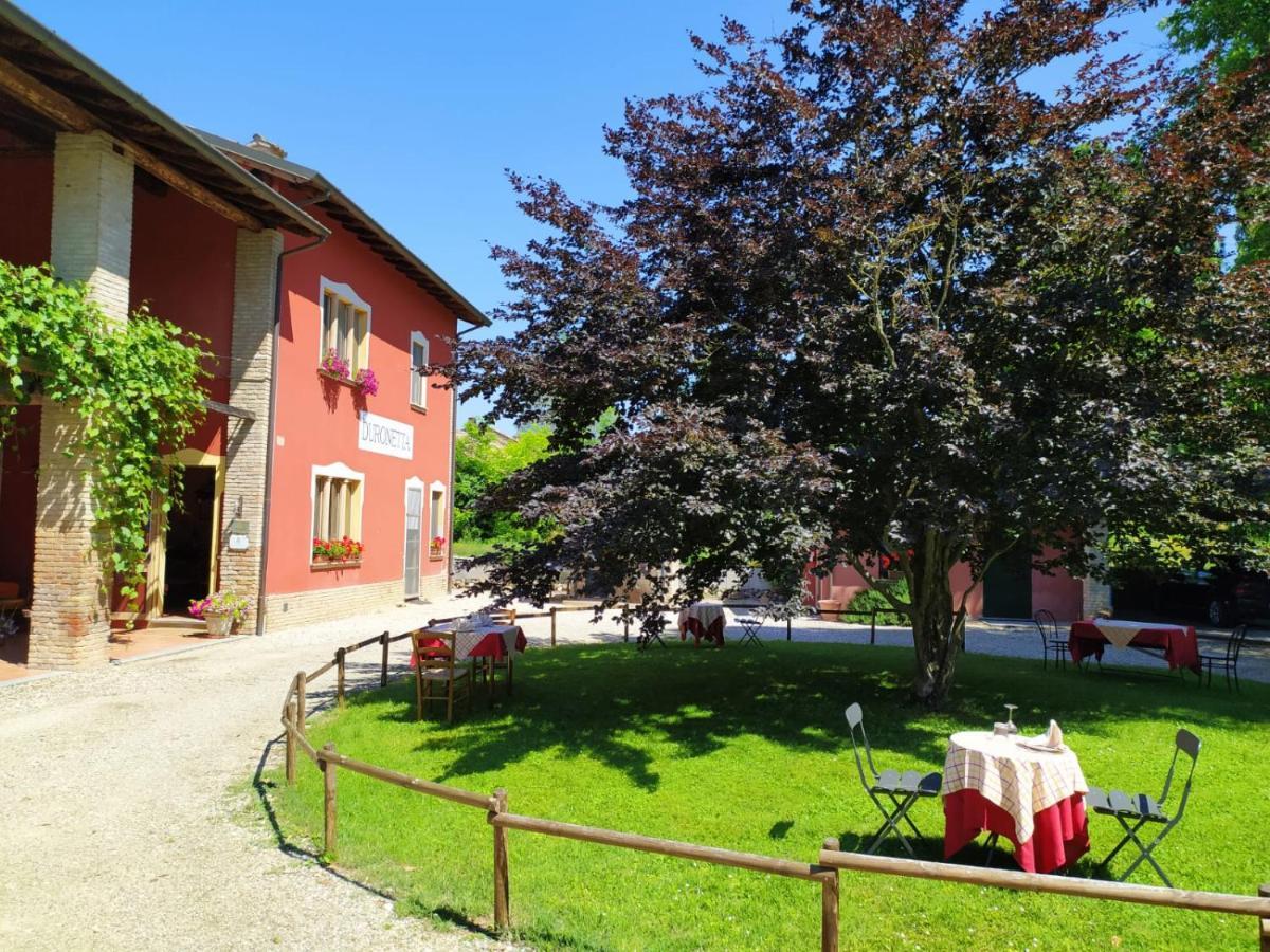 Agriturismo Le Corti Della Gualdana Voghera Exterior photo